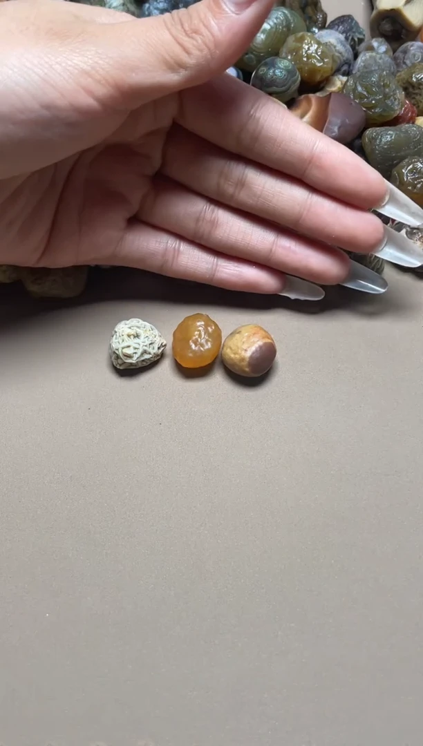 有机玻璃阿拉善原石1
