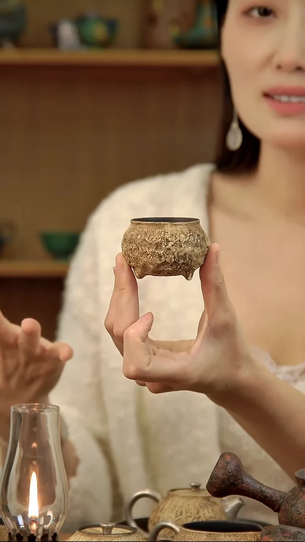 言野手作 粉引仿古三足杯