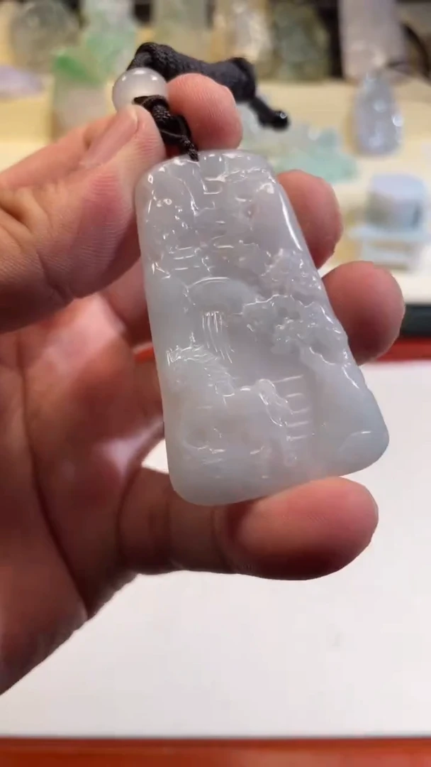 翡翠未镶嵌颈饰8/12/011