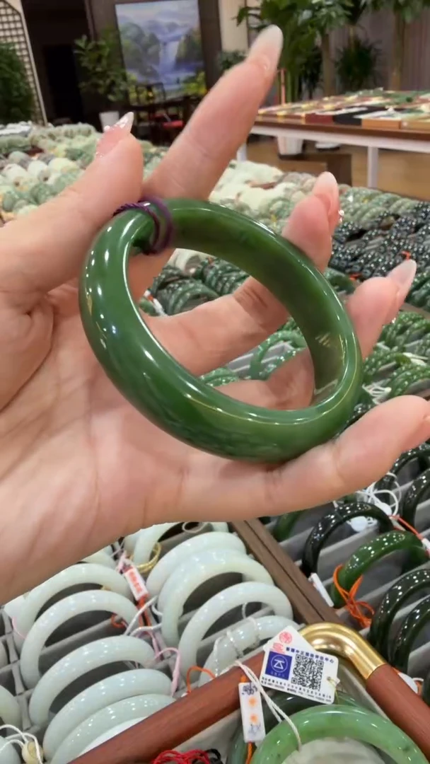 颈饰未镶嵌和田玉手镯57