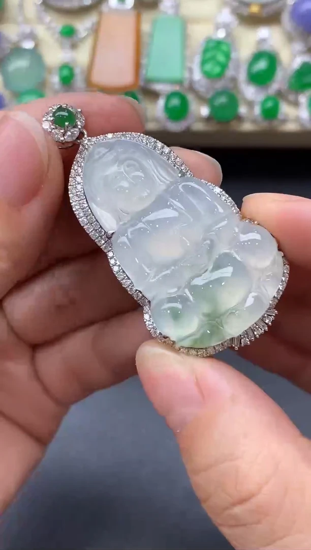 颈饰18K金镶嵌翡翠355-中国好珍宝