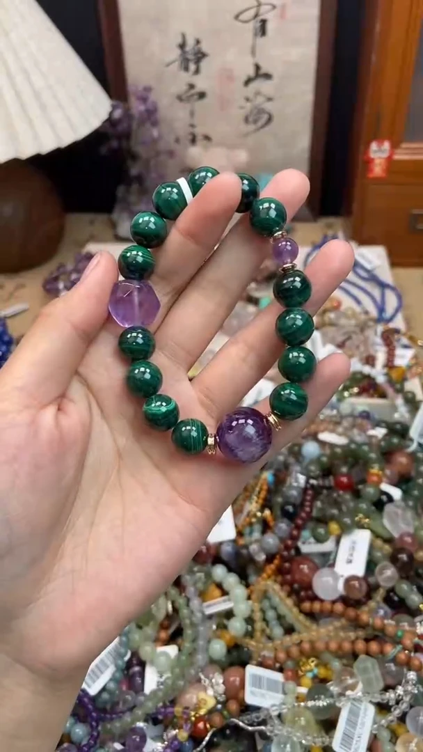 未镶嵌孔雀石手饰372