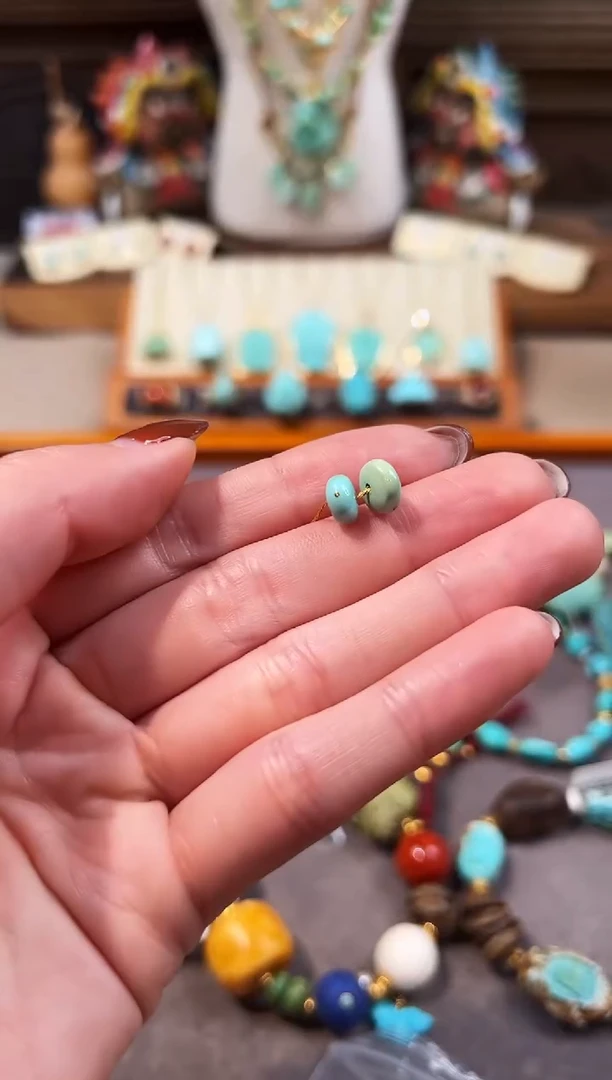 未镶嵌绿松石配饰藏扣