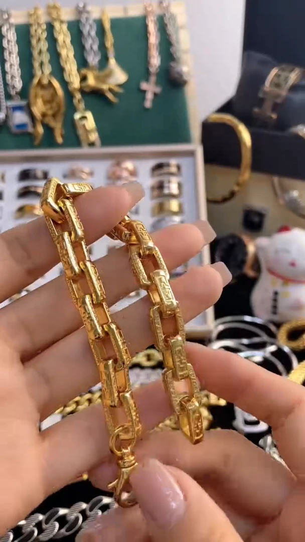 瓷片UUUUUUUUUUUUUUUUUUUUU