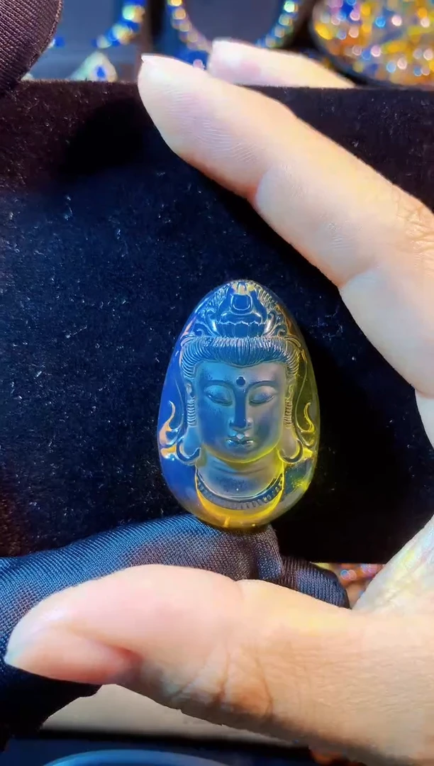 蓝珀吊坠(不含链)未镶嵌观音