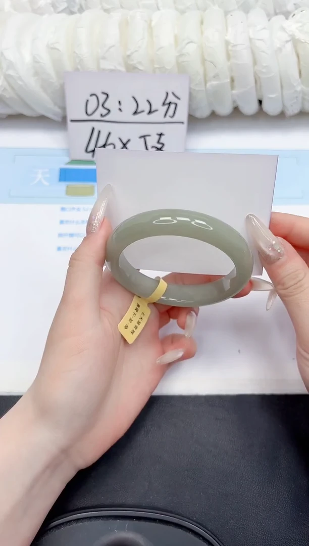 未镶嵌手镯石英质玉5-53