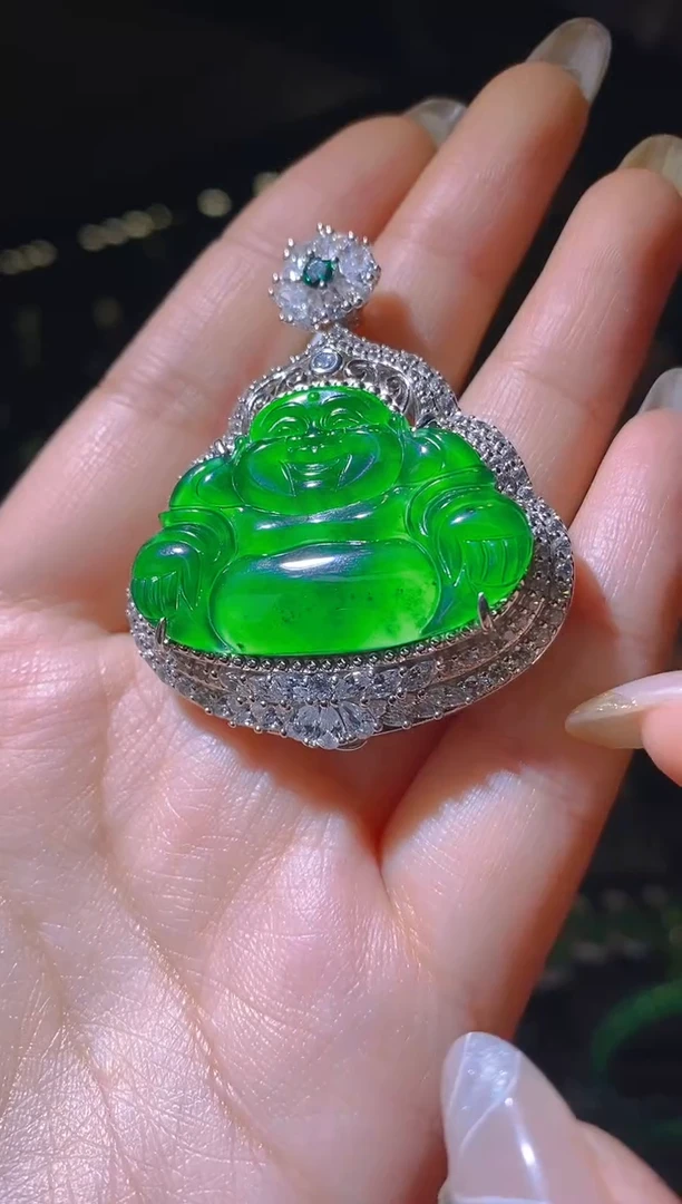 【闪购商品】翡翠吊坠(赠链)银S925镶嵌004           ）