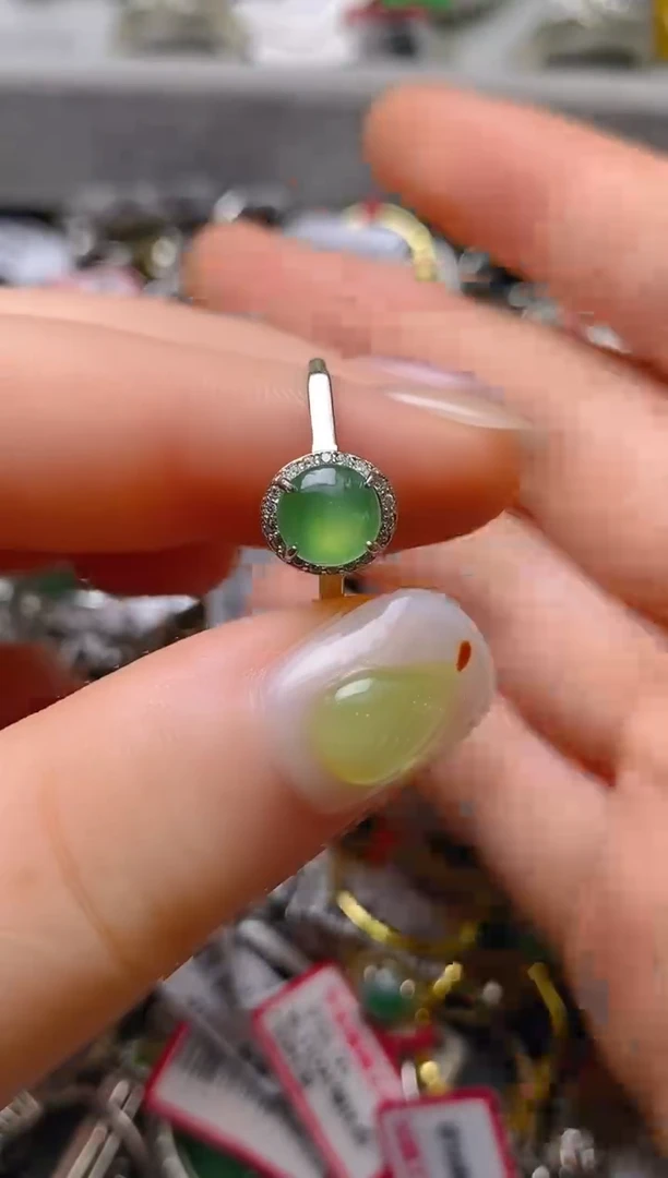 银S925镶嵌戒指翡翠百内无证书