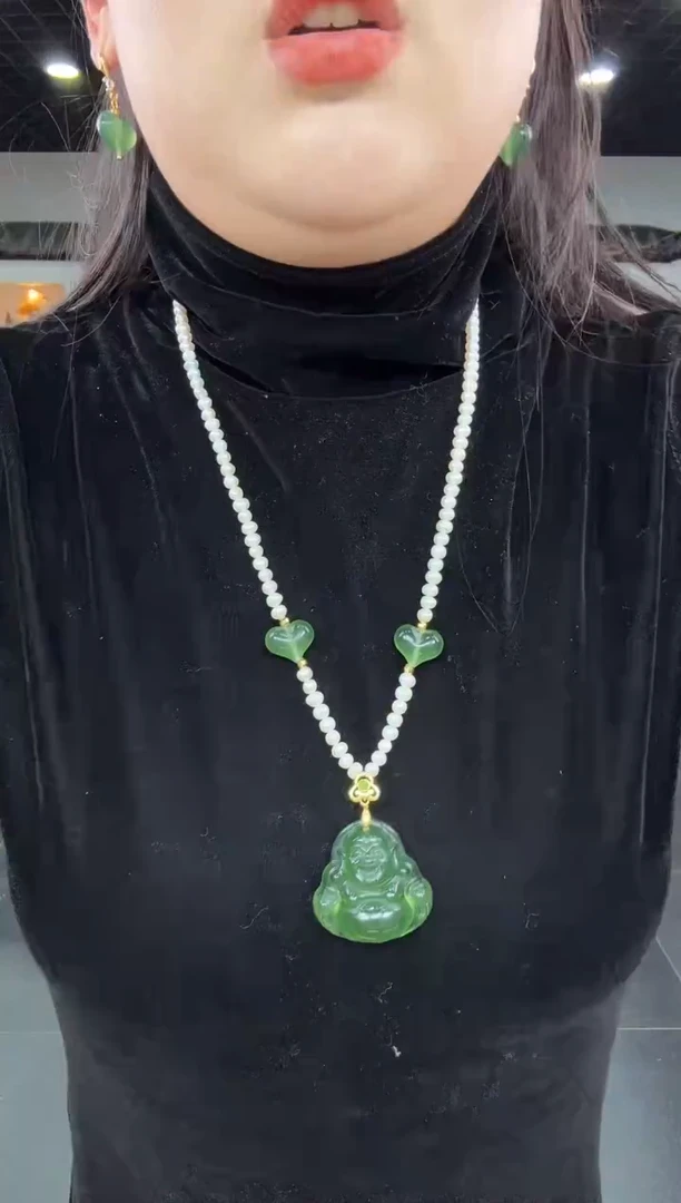 未镶嵌岫玉颈饰链佛公