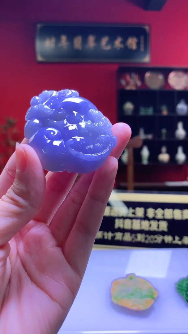 定制翡翠未镶嵌翡翠A货 多样性发其一