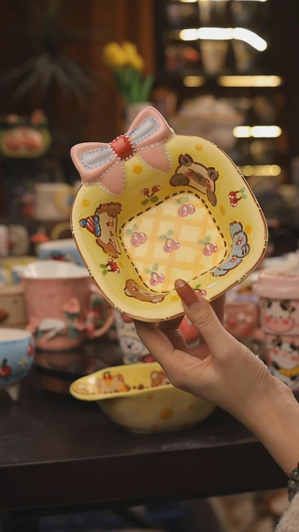 景德镇釉下彩绘设计师款式陶瓷