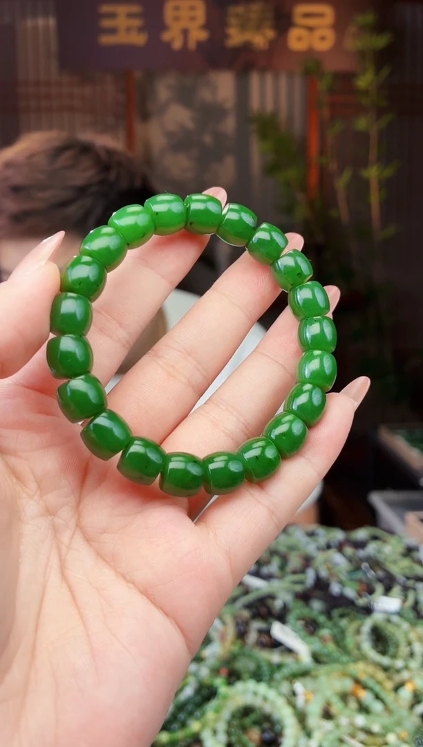 和田玉未镶嵌颈饰拍一发一