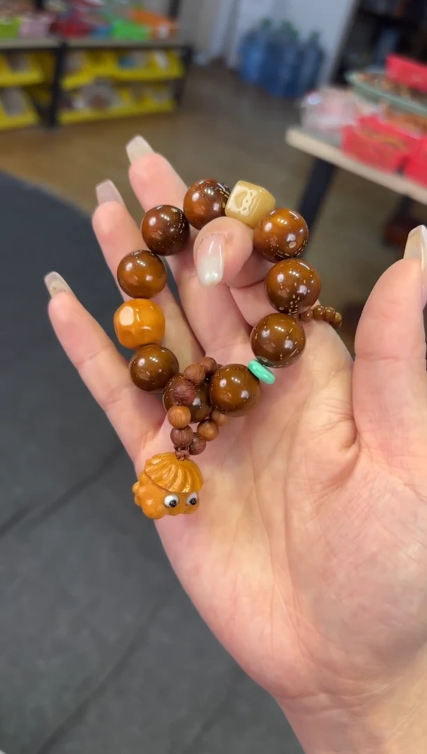 【闪购商品】菩提根/象牙果吊坠紫金鼠呱呱手捻