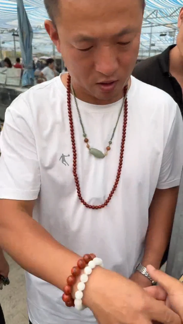 和田玉未镶嵌挂件和田玉