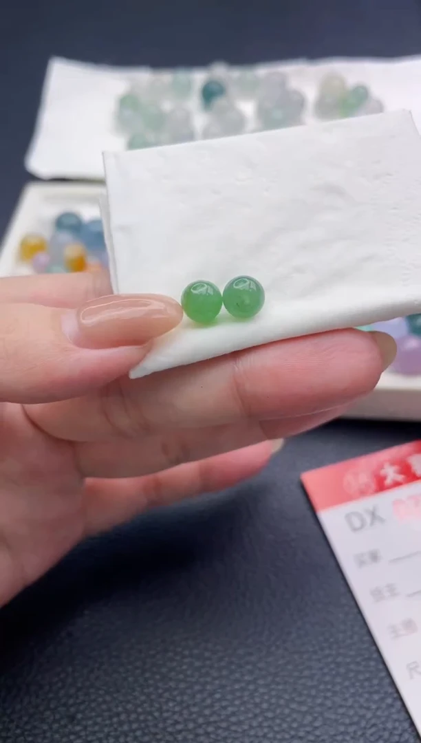 未镶嵌定制翡翠眸**你珠子