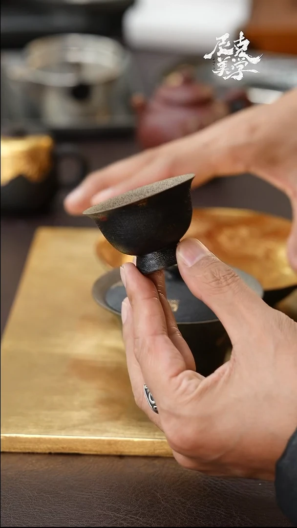 美林-陶胎大漆黑色高足杯