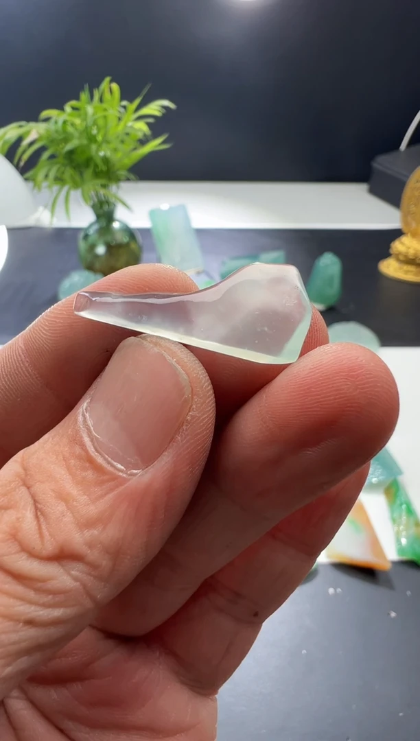 定制翡翠未镶嵌缅甸A货翡翠