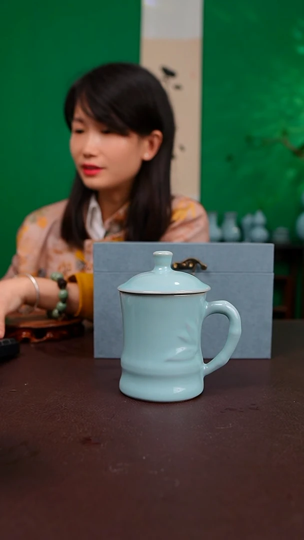 一级天青玉松大竹节杯