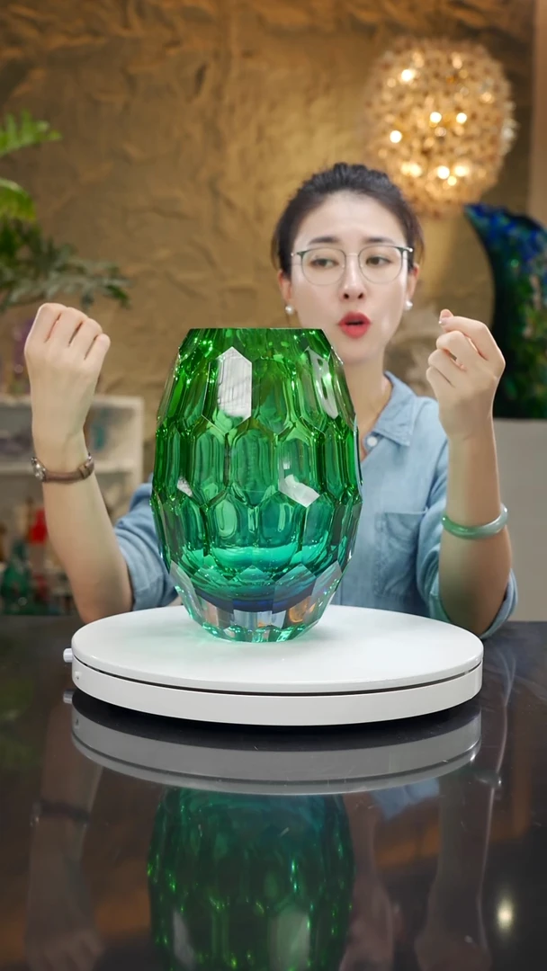 手工艺品琉璃蓝绿色凹面花瓶
