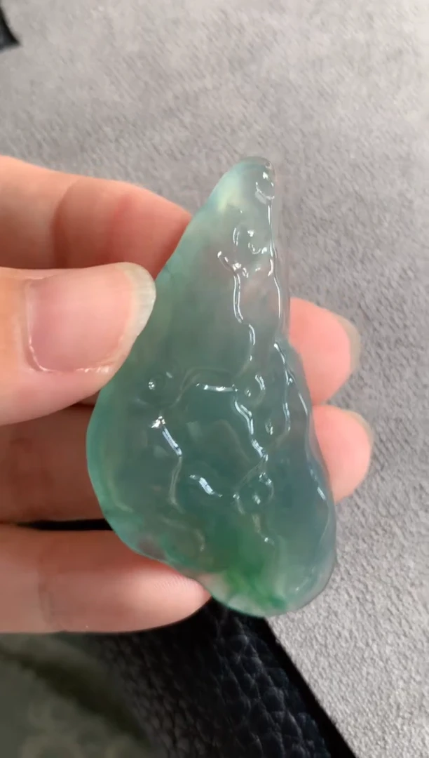 吊坠(不含链)未镶嵌翡翠吊坠