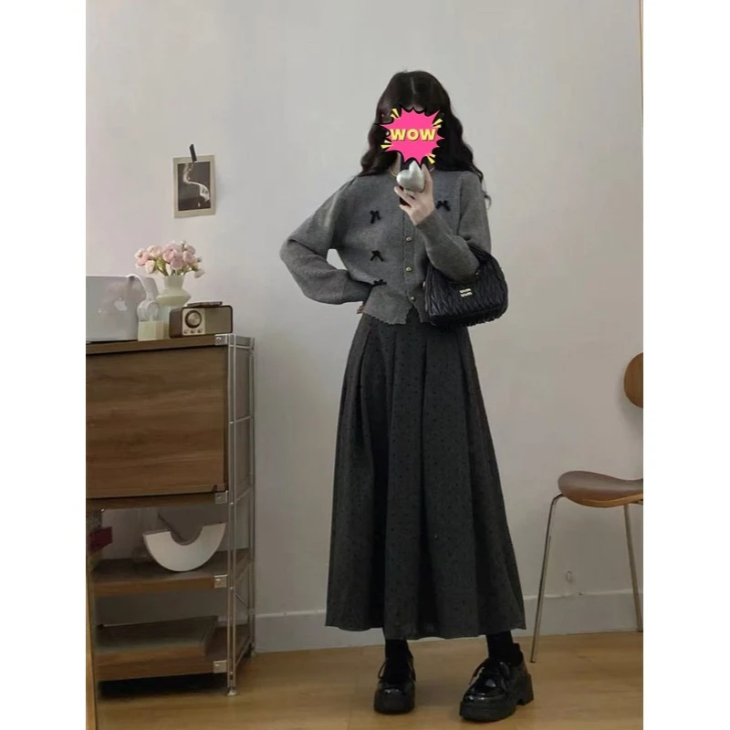 大码小香风立体蝴蝶结毛衣气质显瘦半身裙套装女88169#