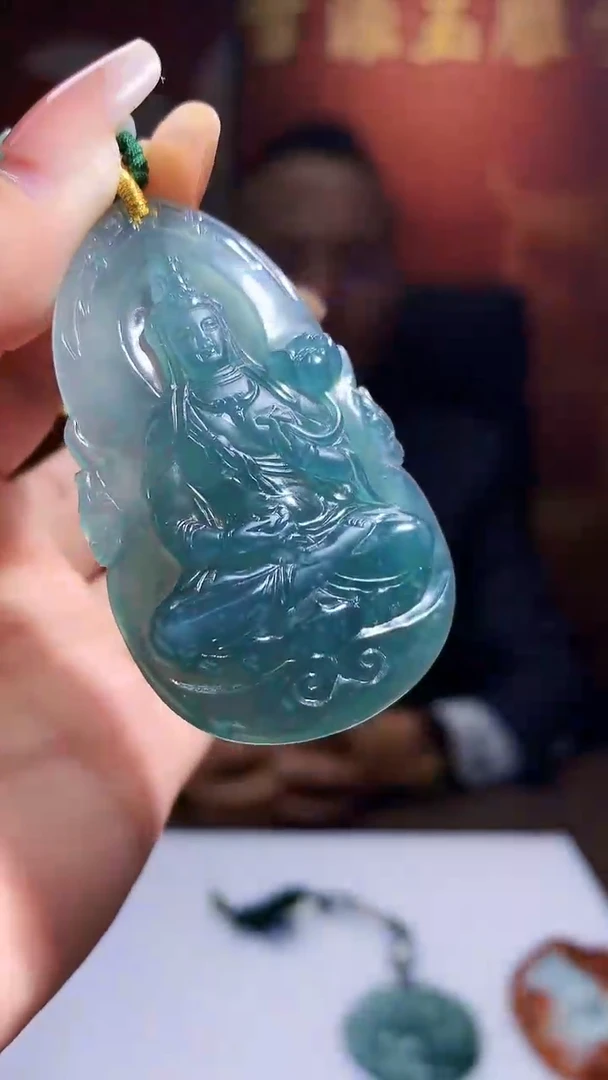 【闪购商品】定制翡翠未镶嵌1072xx-毛货挂件50