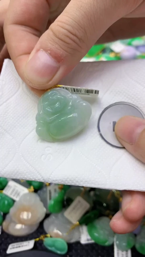 颈饰未镶嵌翡翠天然缅甸翡翠A货