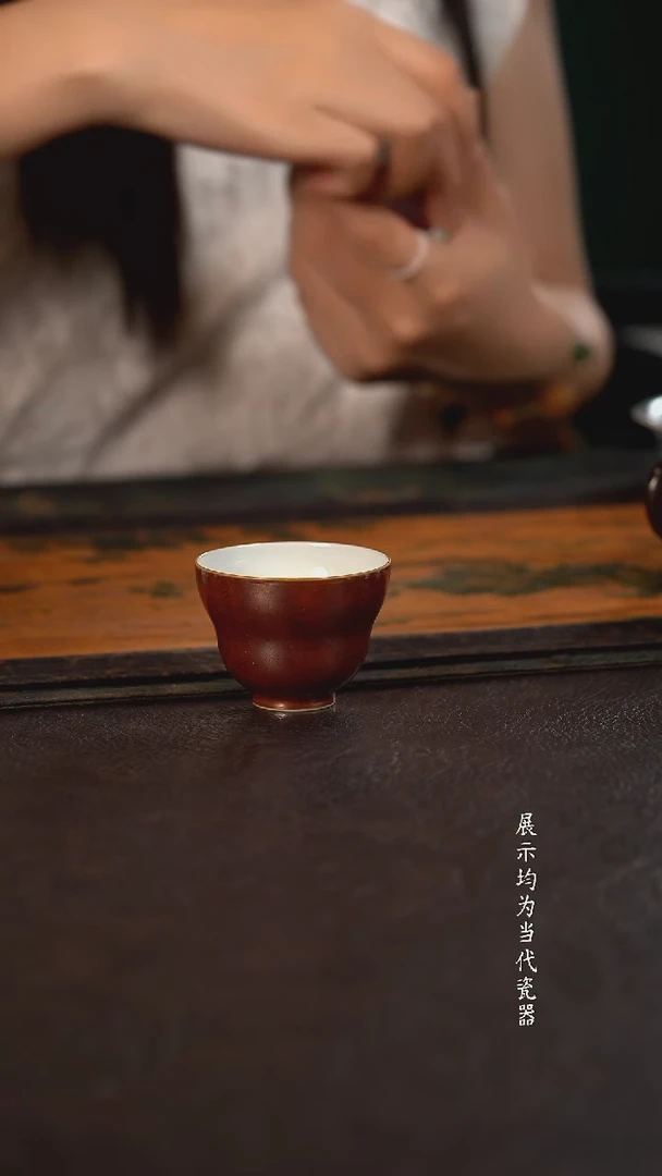 80c聚澜堂红金花釉中号葫芦杯