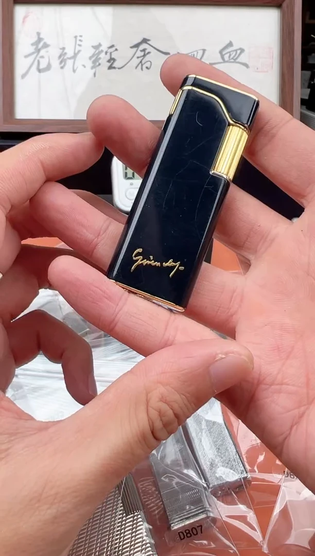 Y**i【老张回血】中古打火机