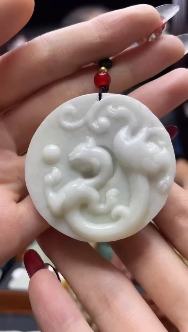 未镶嵌岫玉吊坠·