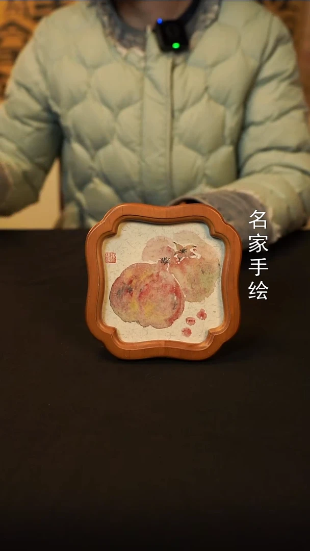 手绘小摆件《小石榴》