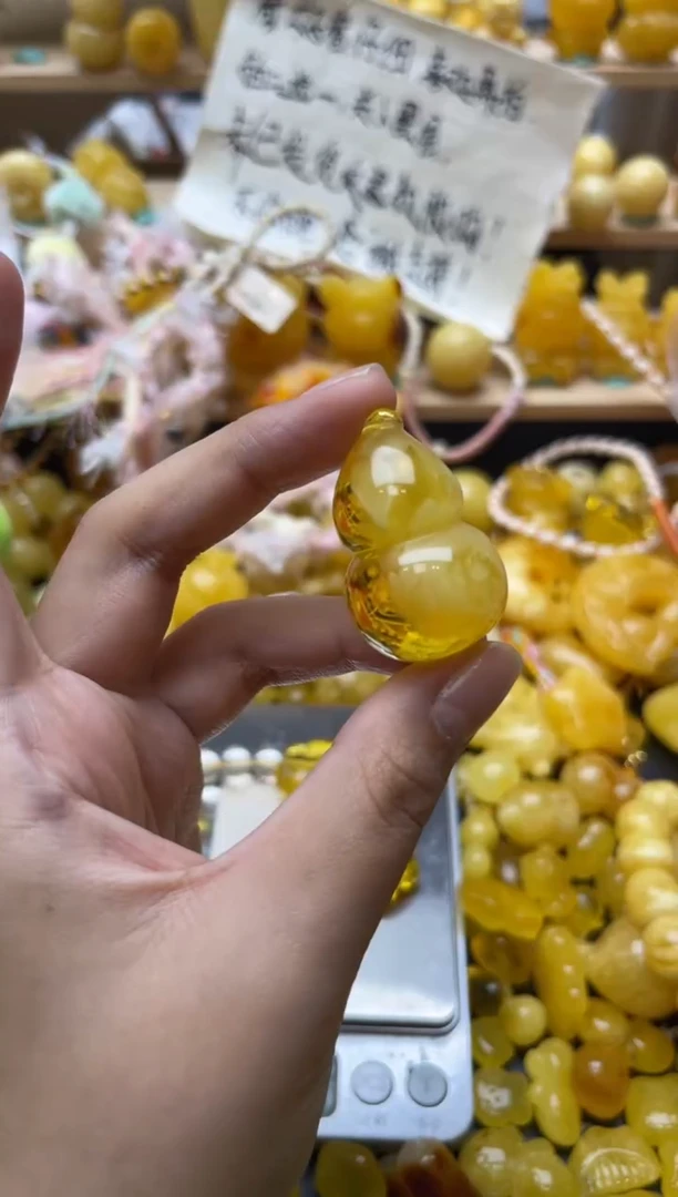 琥珀未镶嵌珠宝奇石069琥珀蜜蜡微瑕
