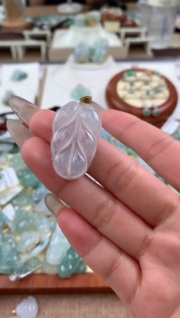 【闪购商品】翡翠颈饰18K金镶嵌天然A货翡翠挂件