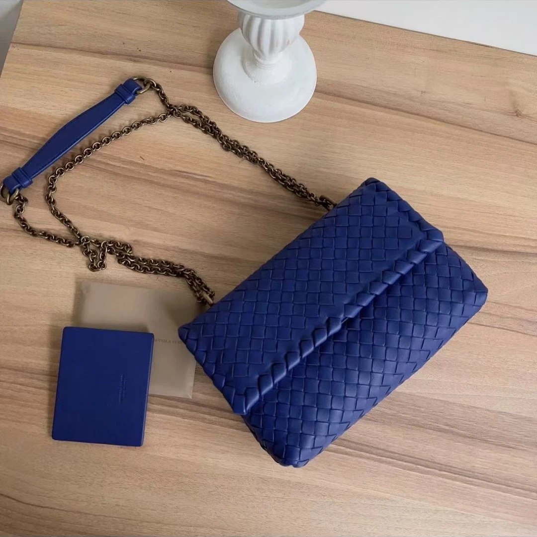 95新 BOTTEGA VENETA/葆蝶家 胖虎安安/葆蝶家/95新/公价0/100009