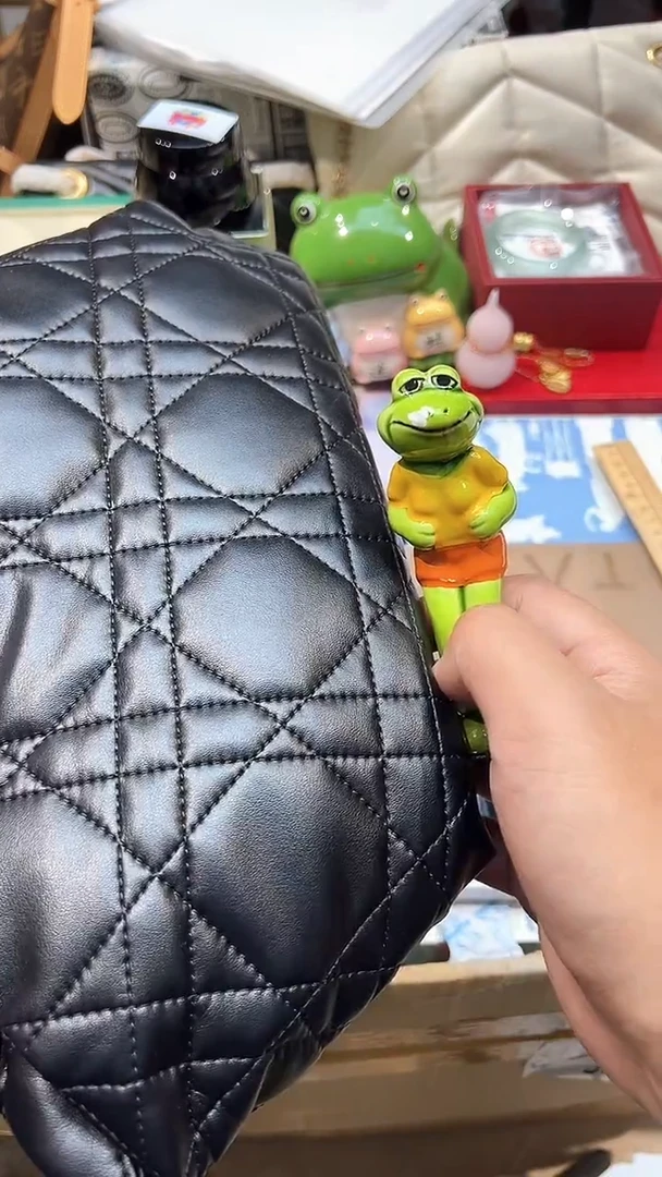 .全球寻宝高端瓷儿