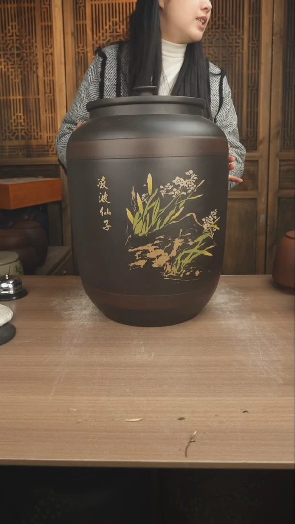 云南建水紫陶茶缸
