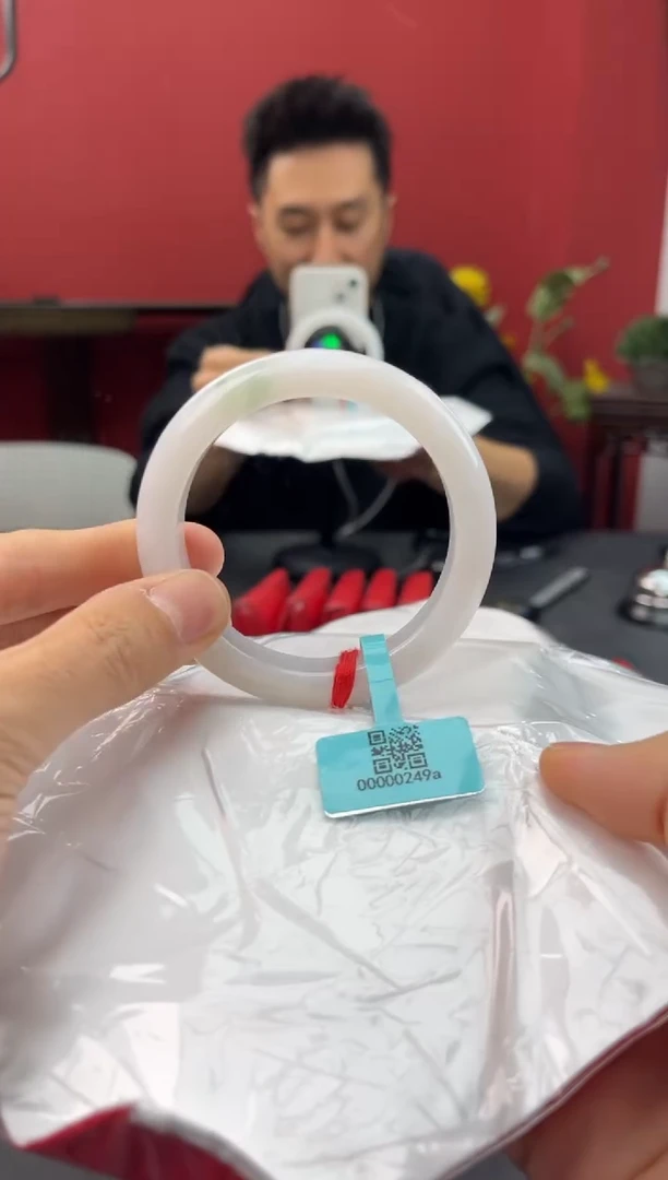 未镶嵌手镯翡翠355