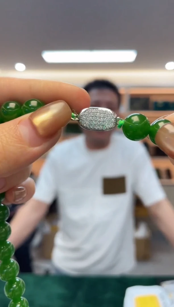 颈饰未镶嵌和田玉（多样性发一件）