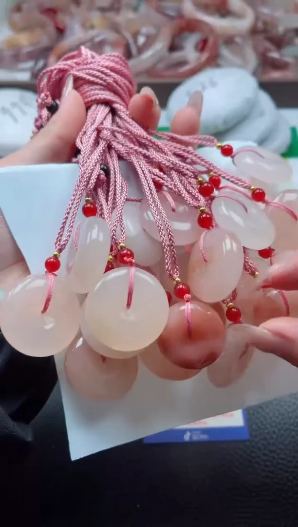 【闪购商品】石英质玉手镯未镶嵌平安扣