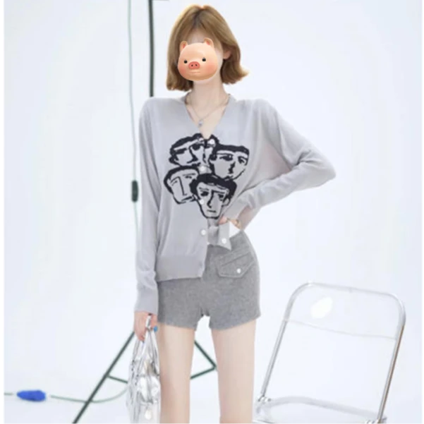 美式复古人像印花灰色V领冰丝开衫女夏季薄款外搭宽松空调衫上衣