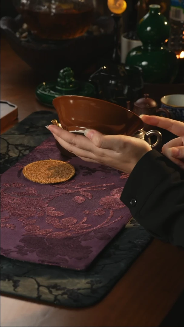 瓷片云由山坊