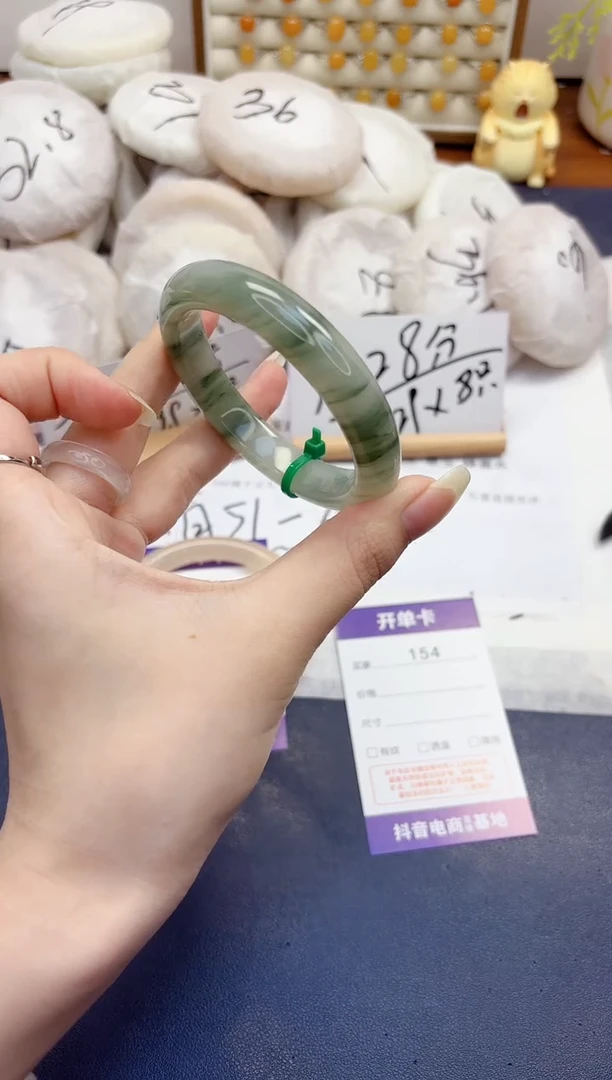 石英质玉手镯未镶嵌154-天山翠-圈口54