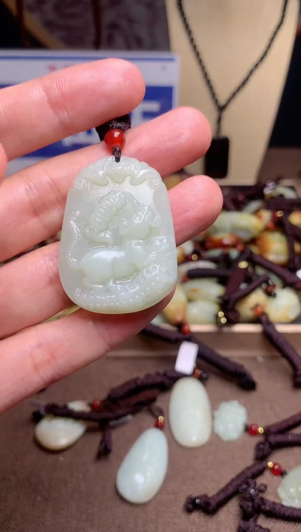 【闪购商品】和田玉颈饰未镶嵌1