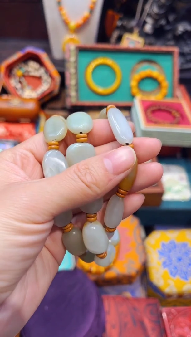 【闪购商品】蜜蜡裸石未镶嵌欣妹专属精选链接a67606