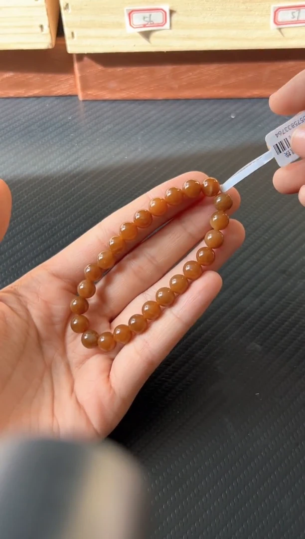 未镶嵌手串和田玉若羌微色差卡 8M