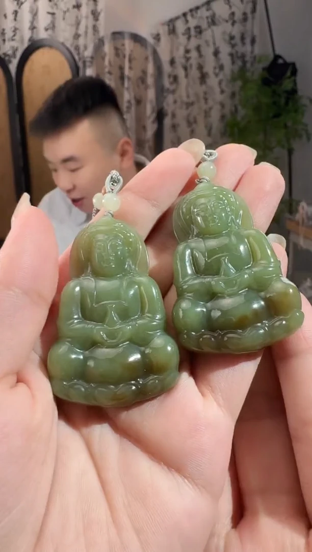 和田玉未镶嵌颈饰观音 多样性发其一