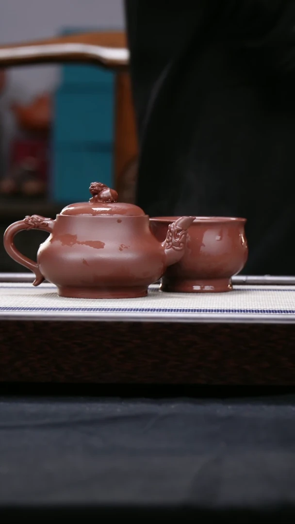 【闪购商品】紫砂茶壶三号井低槽青 雄霸 ＋杯子