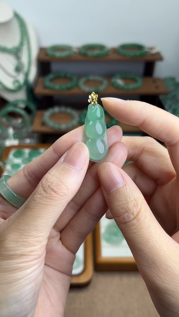 银S925镶嵌手串石英质玉（非洲翠）福豆