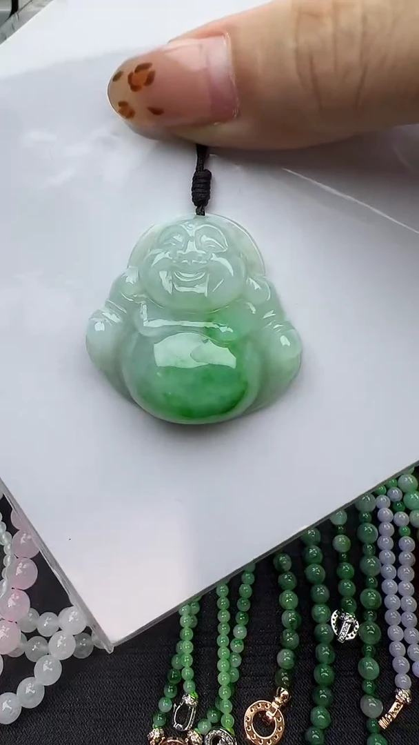 颈饰未镶嵌翡翠佛公