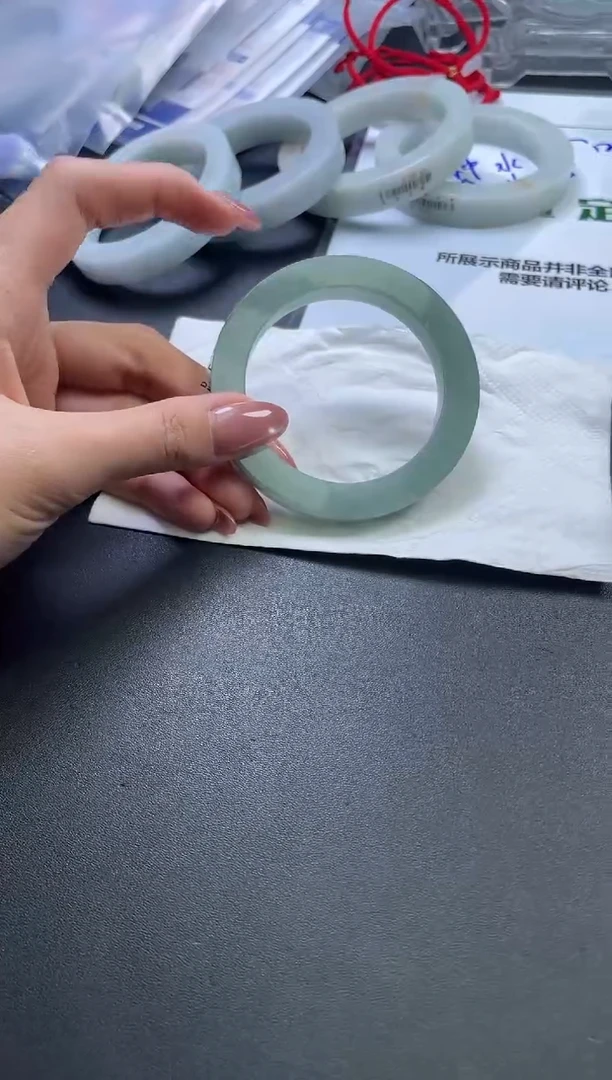 未镶嵌手镯定制翡翠泪****、手镯